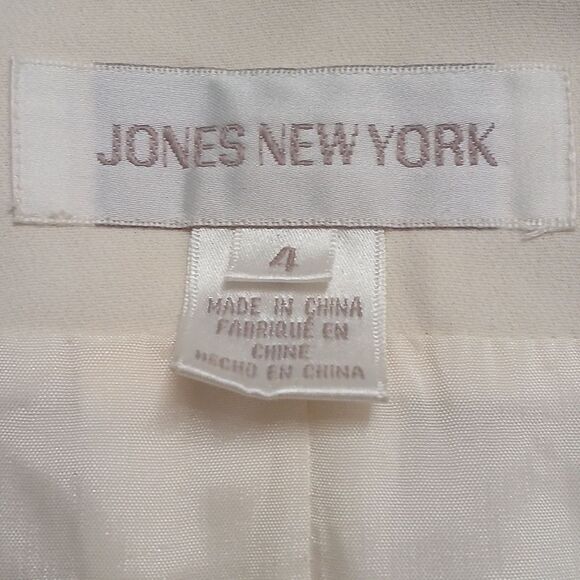 Jones New York embroidered beaded vintage button fitted blouse Sz 4 NWT - Picture 6 of 6
